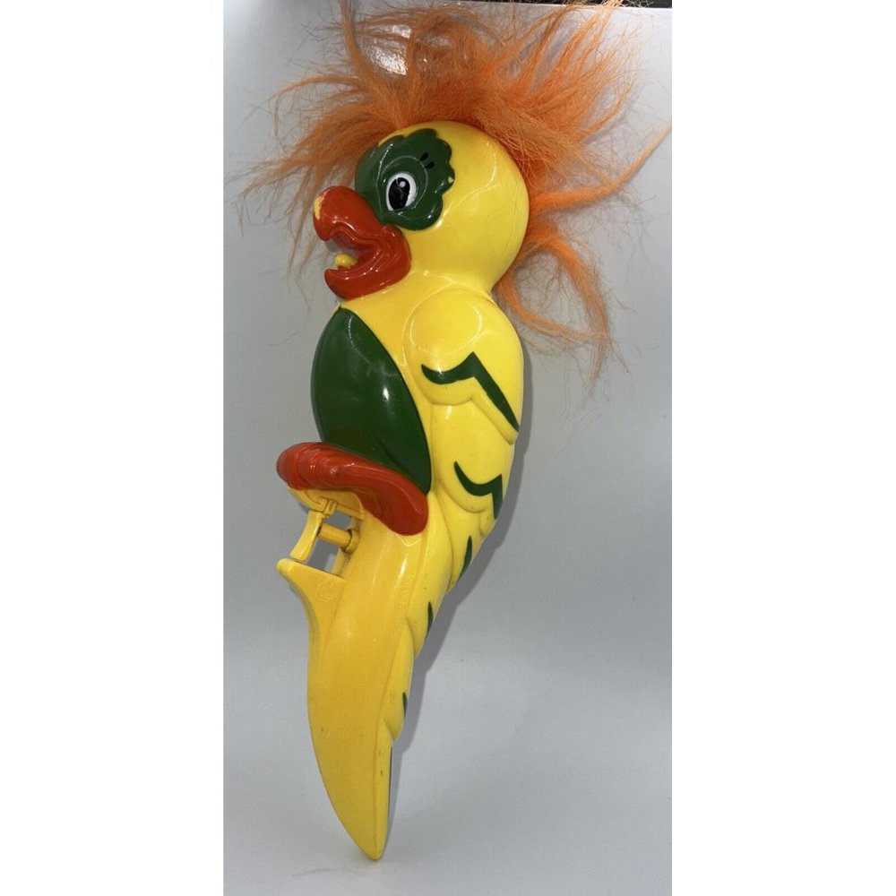 Vtg Parrot Bird Water Squirt Gun Pistol With Hair! Rare! Perfect Hard Plastic10”